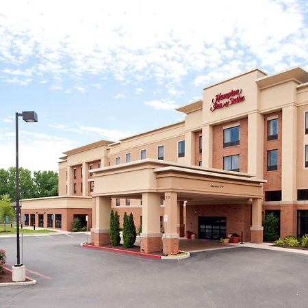 Hampton Inn & Suites Columbia At The University Of Missouri Exterior photo