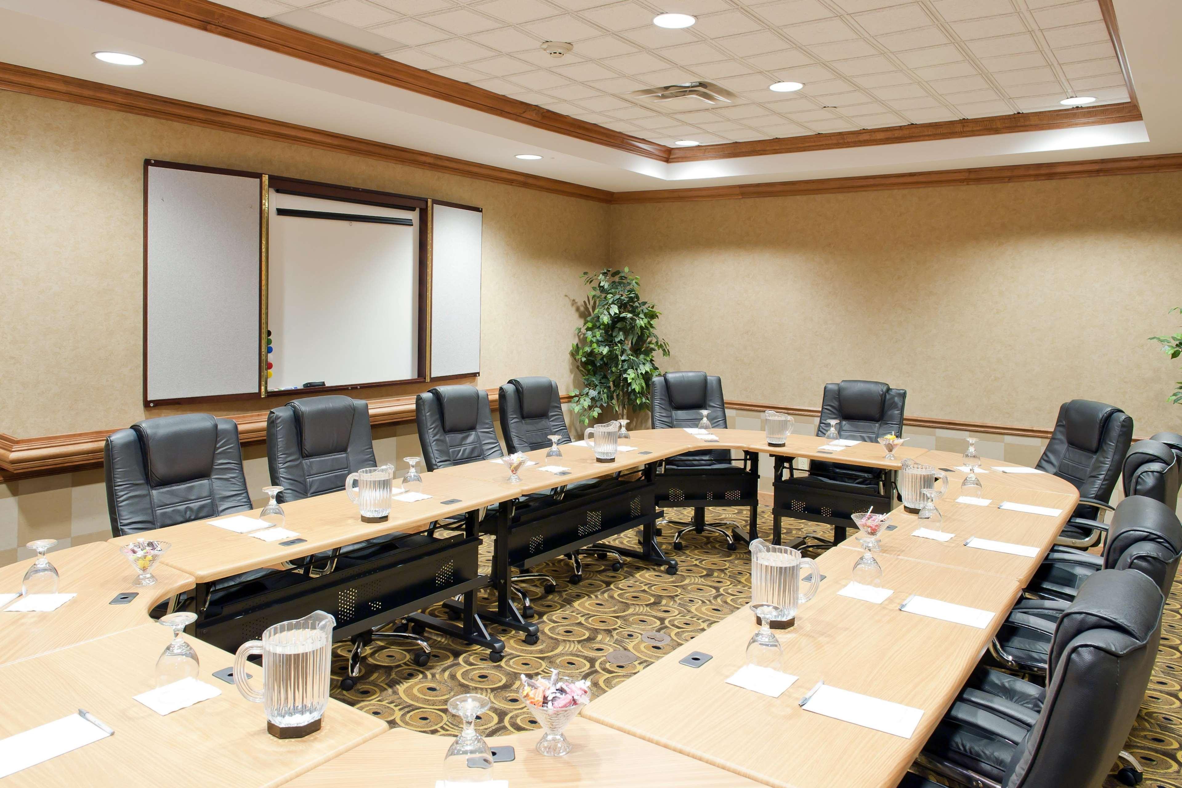 Hampton Inn & Suites Columbia At The University Of Missouri Business photo